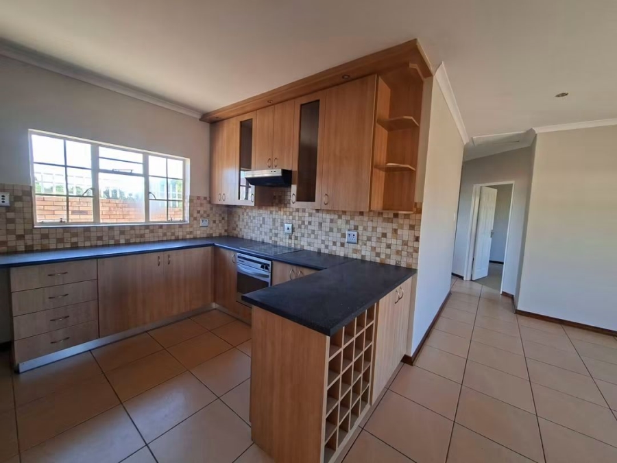 2 Bedroom Property for Sale in Rhodesdene Northern Cape